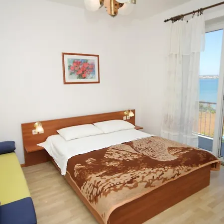 And By The Sea Tkon, Pasman - 8377 بيت ضيافة 3*