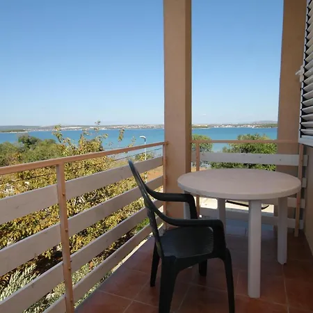 And By The Sea Tkon, Pasman - 8377 Guest house 3*