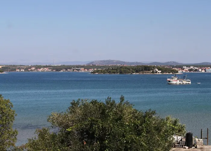 And By The Sea Tkon, Pasman - 8377 بيت ضيافة 3*
